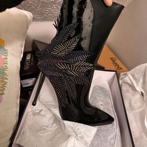 Azalea Wang Boots